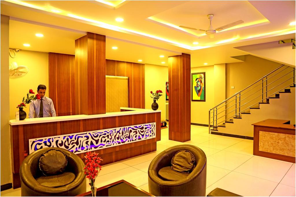 Hotel Shri Khedapati International Dewās Kültér fotó