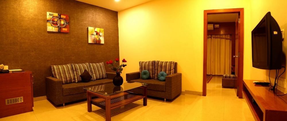 Hotel Shri Khedapati International Dewās Kültér fotó